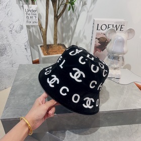 Chanel@23a Новая модель солнцезащитной шляпы-панамы для пляжа, че