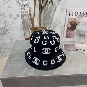 Chanel@23a Новая модель солнцезащитной шляпы-панамы для пляжа, че