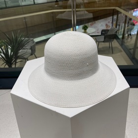 [Chanel] Новая модель 2023 года — соломенная шляпа с узором из ка