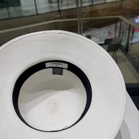 [Chanel] Новая модель 2023 года — соломенная шляпа с узором из ка