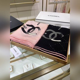 Новая модель Маленький аромат 【Квадратный платок с украшением из