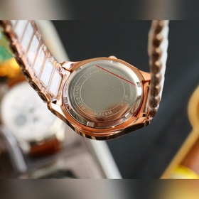 Новая модель Chanel Camellia CHANEL — элегантные женские часы с у