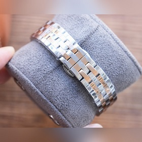 Новейшая модель 2024 года от Chanel, воплощение безупречного каче