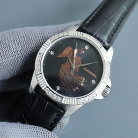 Женские механические часы Chanel Citizen представлены в соответст