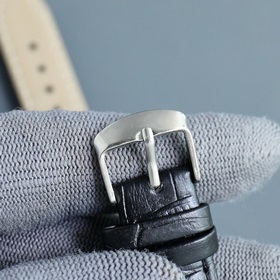 Женские механические часы Chanel Citizen представлены в соответст