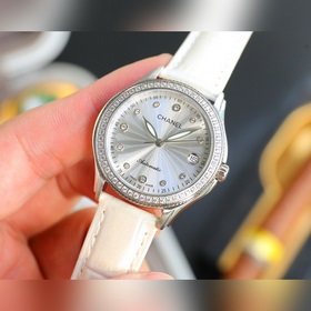 Новинка от Chanel — элегантные женские часы. Корпус часов отличае