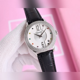 Женские механические часы Chanel Citizen представлены в соответст