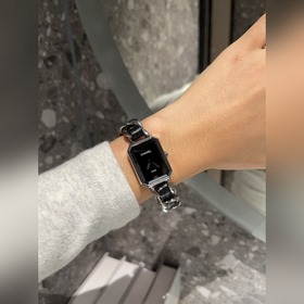 Новые часы Chanel Remiere, размер 28,1 x 20 мм, толщина 7,65 мм,