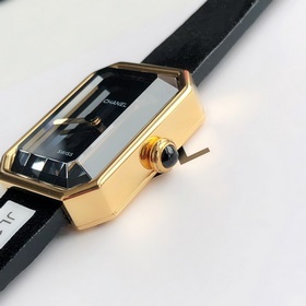 Женские часы Chanel Black Gold Small Sugar Quartz, размер 19,715,