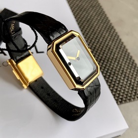 Женские кварцевые часы Chanel Black Gold Small Sugar Cube были со