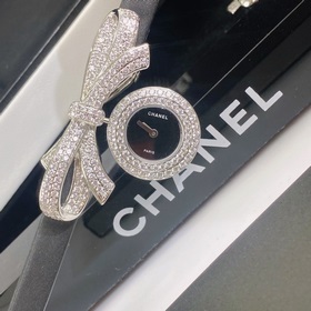 Chanel Ювелирные часы из серии RUBAN с ремешком, покрытые 18-кара