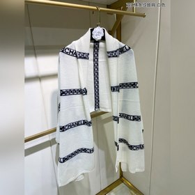 Новые модели от Chanel 【Шаль с двойной полоской C】 Шарф очень кра