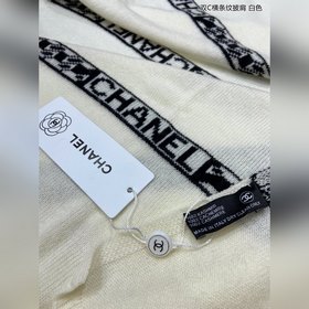 Новые модели от Chanel 【Шаль с двойной полоской C】 Шарф очень кра