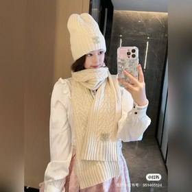 Популярный товар Chanel на Little Red Book, классический комплект