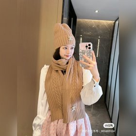 Популярный товар Chanel на Little Red Book, классический комплект