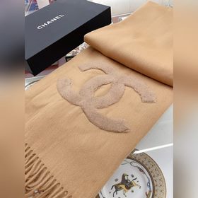Молодежная мода от Chanel! Любительницы парфюмерии, обратите вним