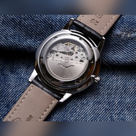 Бренд： IWC Тип： Элитные мужские часы Материал： корпус из нержавею