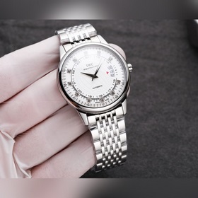 Бренд： IWC Тип： Элитные мужские часы Материал： корпус из нержавею