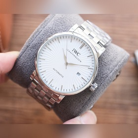 Мужские часы с тремя стрелками 【Новинка】： эксклюзивная премьера л