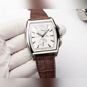 Новая репродукция серии IWC Da Vinci IW376419 сразу же после свое