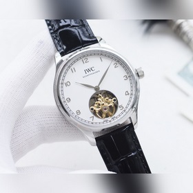 Бренд： IWC Тип： Мужские наручные часы Корпус： высший класс, нержа