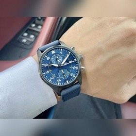Новая модель полностью автоматического механического часового мех