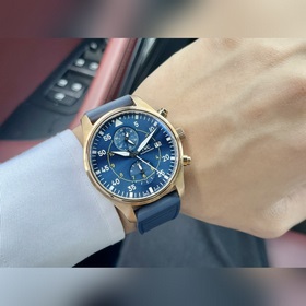 Новая модель полностью автоматического механического часового мех
