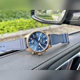 Новая модель полностью автоматического механического часового мех
