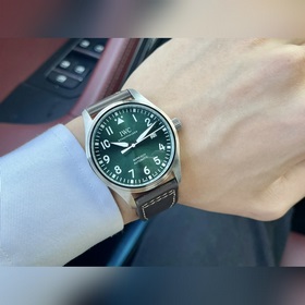 Часы IWC-万国万国飞行员马克十八传承腕表 оснащены полностью автоматическим механи
