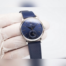 IWC впервые представила серию Portofino (IW359201) с указателем д