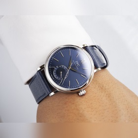 IWC впервые представила серию Portofino (IW359201) с указателем д