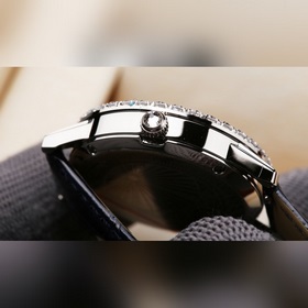 Женские часы Jaeger-LeCoultre Rendez-Vous из крокодиловой кожи с 