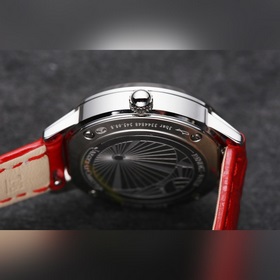 Часы Jaeger-LeCoultre Date 30 мм с календарем поступили в продажу