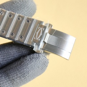 Бренд： Cartier Серия： Santos Тип механизма： автоматический механи