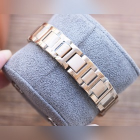 Роскошная серия часов Ballon Bleu de Cartier от Cartier, универса
