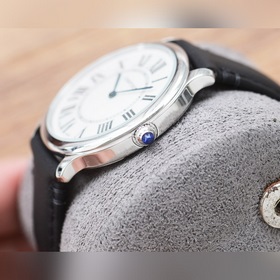 Cartier 【Cartier】 Новая серия часов Ronde Must, унаследовавшая к