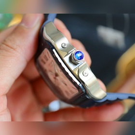 Бренд： Cartier Серия： Santos Тип механизма： автоматический механи