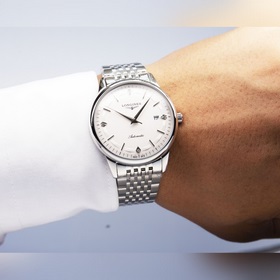 Бренд： Longines Тип： Элегантные мужские часы Материал： корпус из 