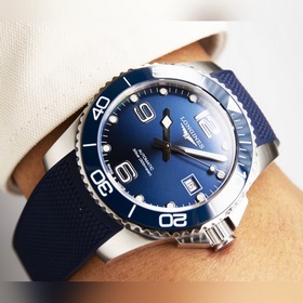 Longines Conquest, покоритель вод, слава пришла. Разрезая волны, 