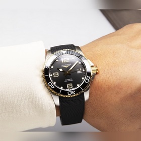 Longines Conquest, покоритель вод, слава пришла. Разрезая волны, 