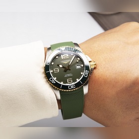 Longines Conquest, покоритель вод, слава пришла. Разрезая волны, 