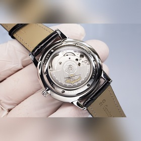 Бренд： Longines Тип： Элегантные мужские часы Материал： корпус из 