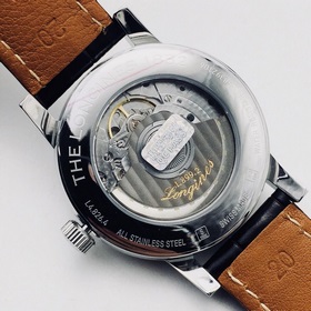 Новейшая классическая ретро-серия Longines 1832, модель L4.826.4.
