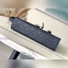 Высококачественная подделка M21884 черная с тиснением. Новая сумк