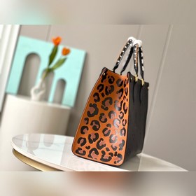 [Фейерверк] [Фейерверк] Оригинальный зарубежный товар M58521, два