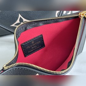 Зарубежный оригинал M45555. В этой модели средней величины сумки 