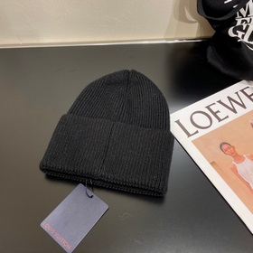 Классическая вязаная шапка от LV Louis Vuitton! Популярный товар 