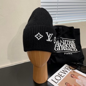 Классическая вязаная шапка от LV Louis Vuitton! Популярный товар 