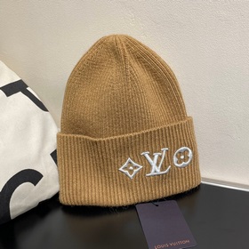 Классическая вязаная шапка от LV Louis Vuitton! Популярный товар 