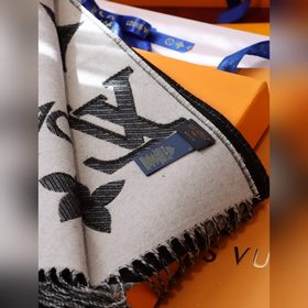 LVM78159 Новый золотой шарф с классическим узором в новом дизайне